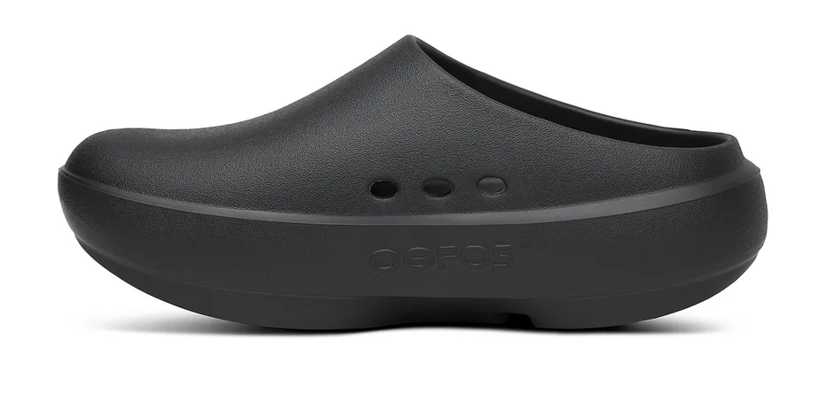 OOFOS | OOcloog Plus - Black sold by Sisters & Co product image thumbnail 5