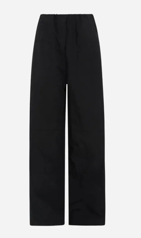 Paris Georgia | Cocoon Trackpant - Black made by Paris Georgia