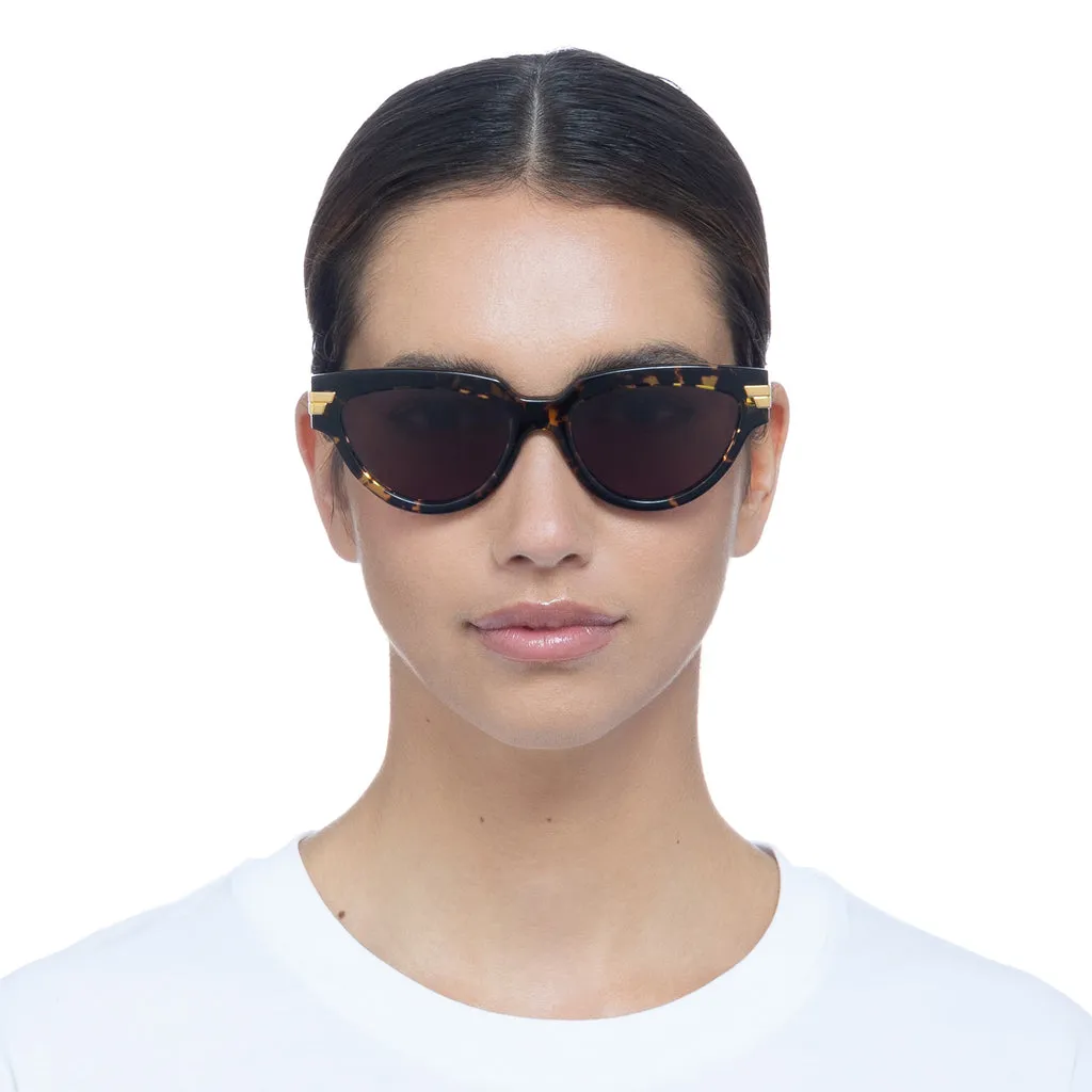 Bottega Veneta | BV1035S 002 - Havana sold by Sister & Co product image thumbnail 2