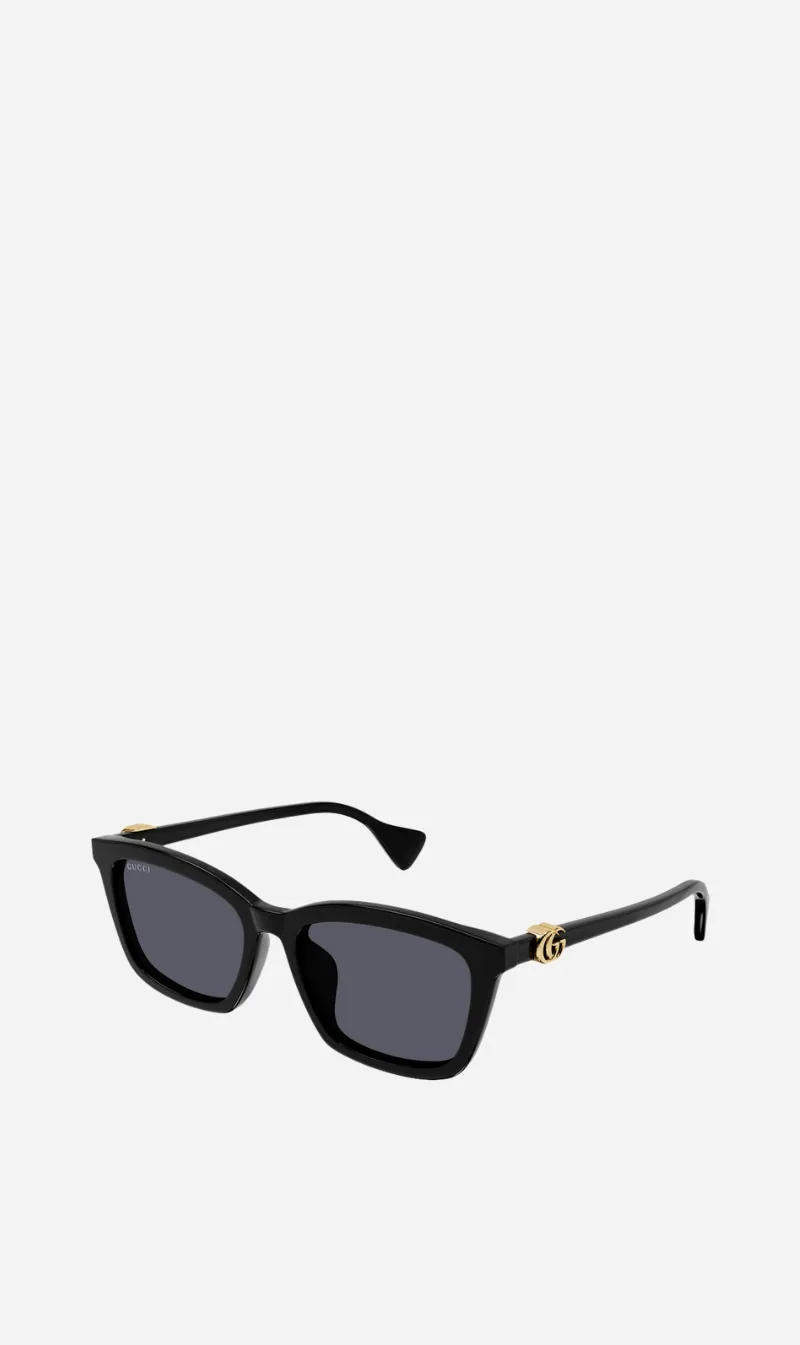 Gucci | GG1596SK 001 - Black sold by Sisters & Co