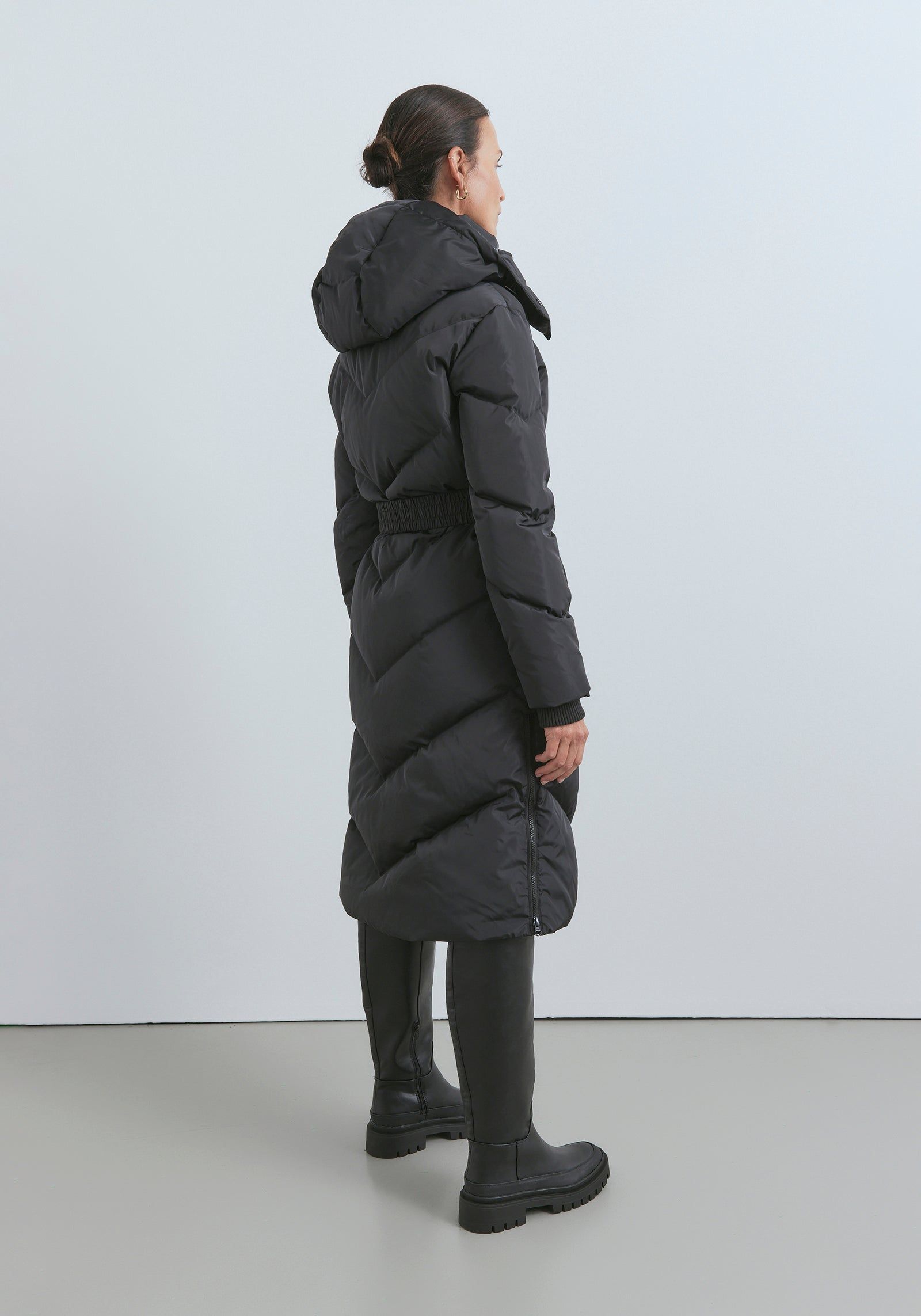 Viktoria & Woods | Woods Long Puffer - Black sold by Sister & Co product image thumbnail 4