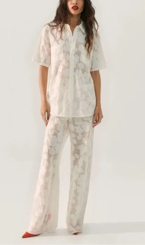 Silk Laundry | Clip Silk Short Sleeve Boyfriend Shirt - White sold by Sister & Co