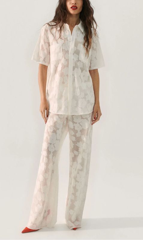 Silk Laundry | Clip Silk Short Sleeve Boyfriend Shirt - White sold by Sister & Co