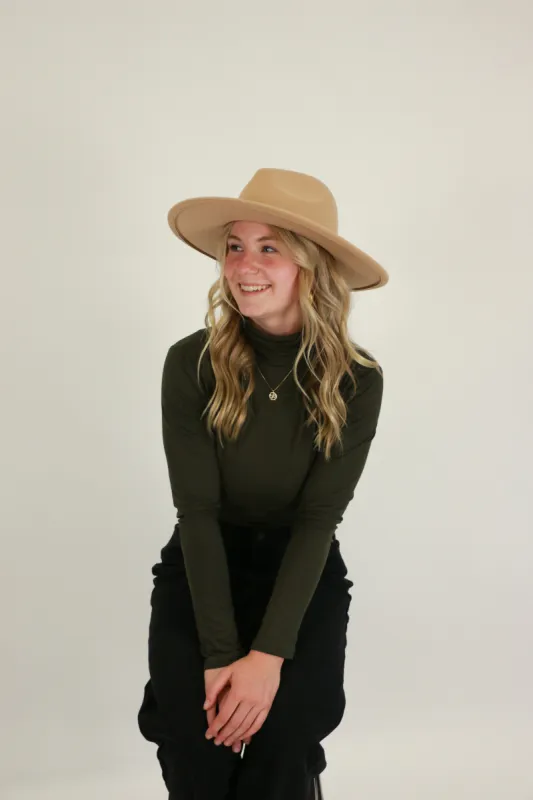 Sarah T Neck | Dark Army sold by Bella Chic