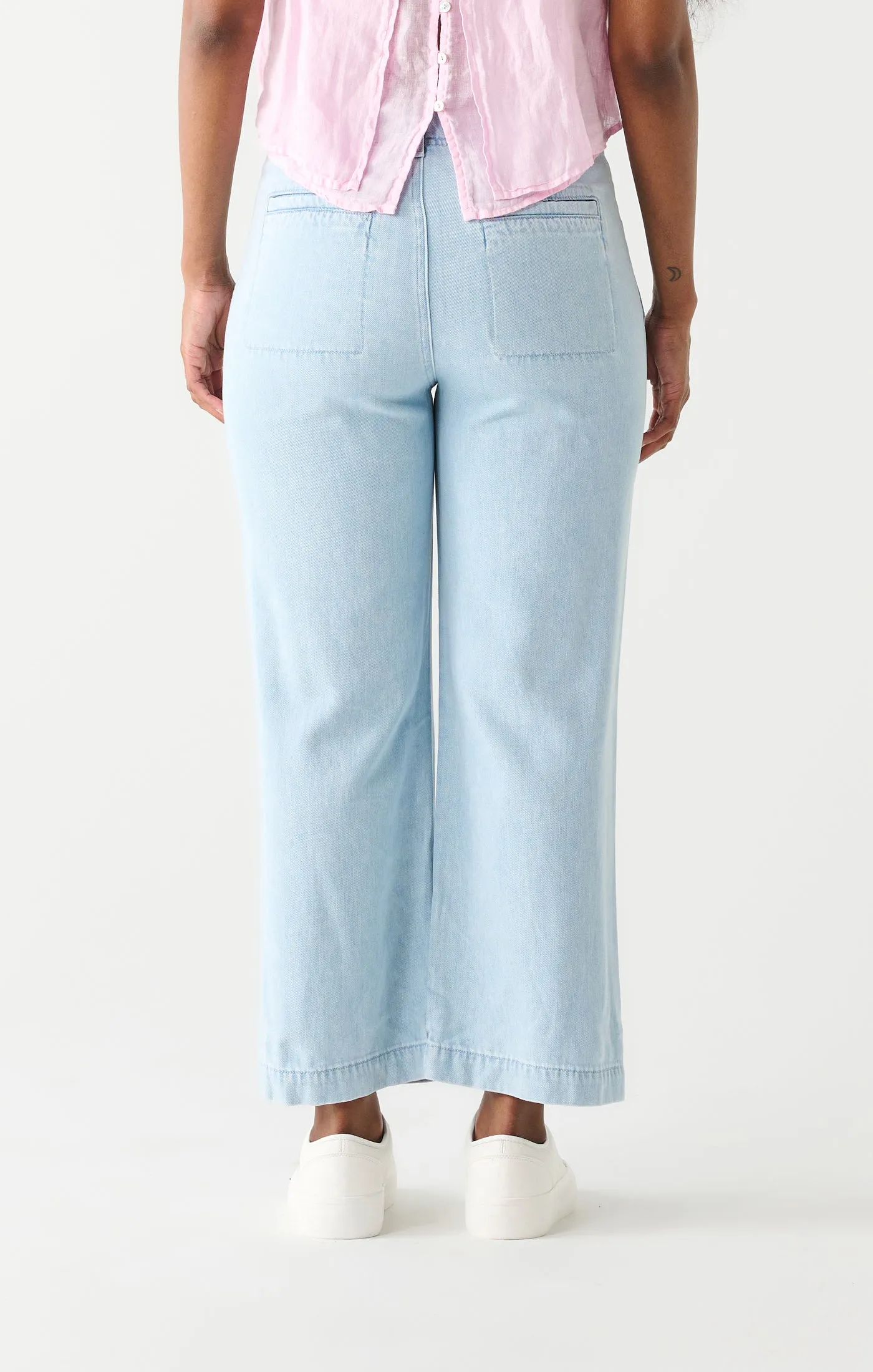 Mid Rise Wide Leg Cropped Pant | Light Blue Wash sold by Bella Chic product image thumbnail 3