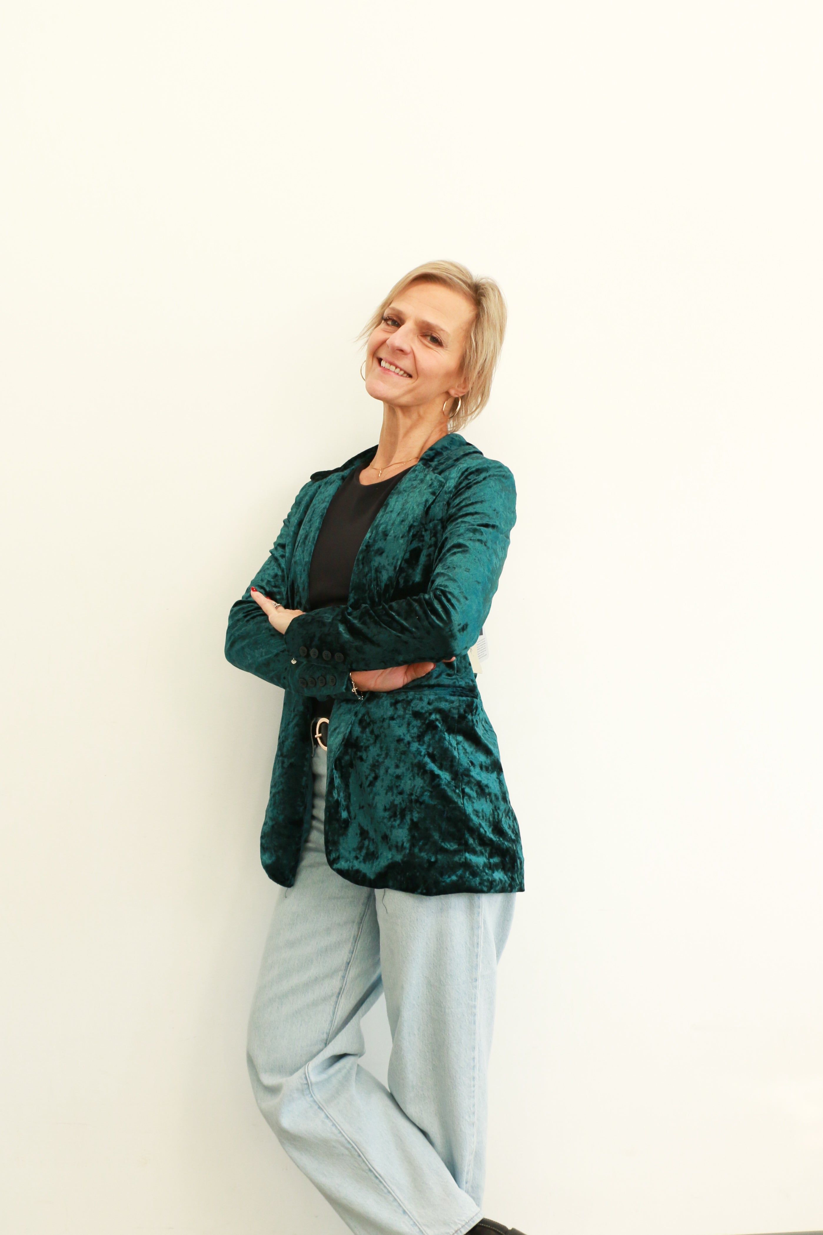 Alexis Velvet Blazer | Forest sold by Bella Chic