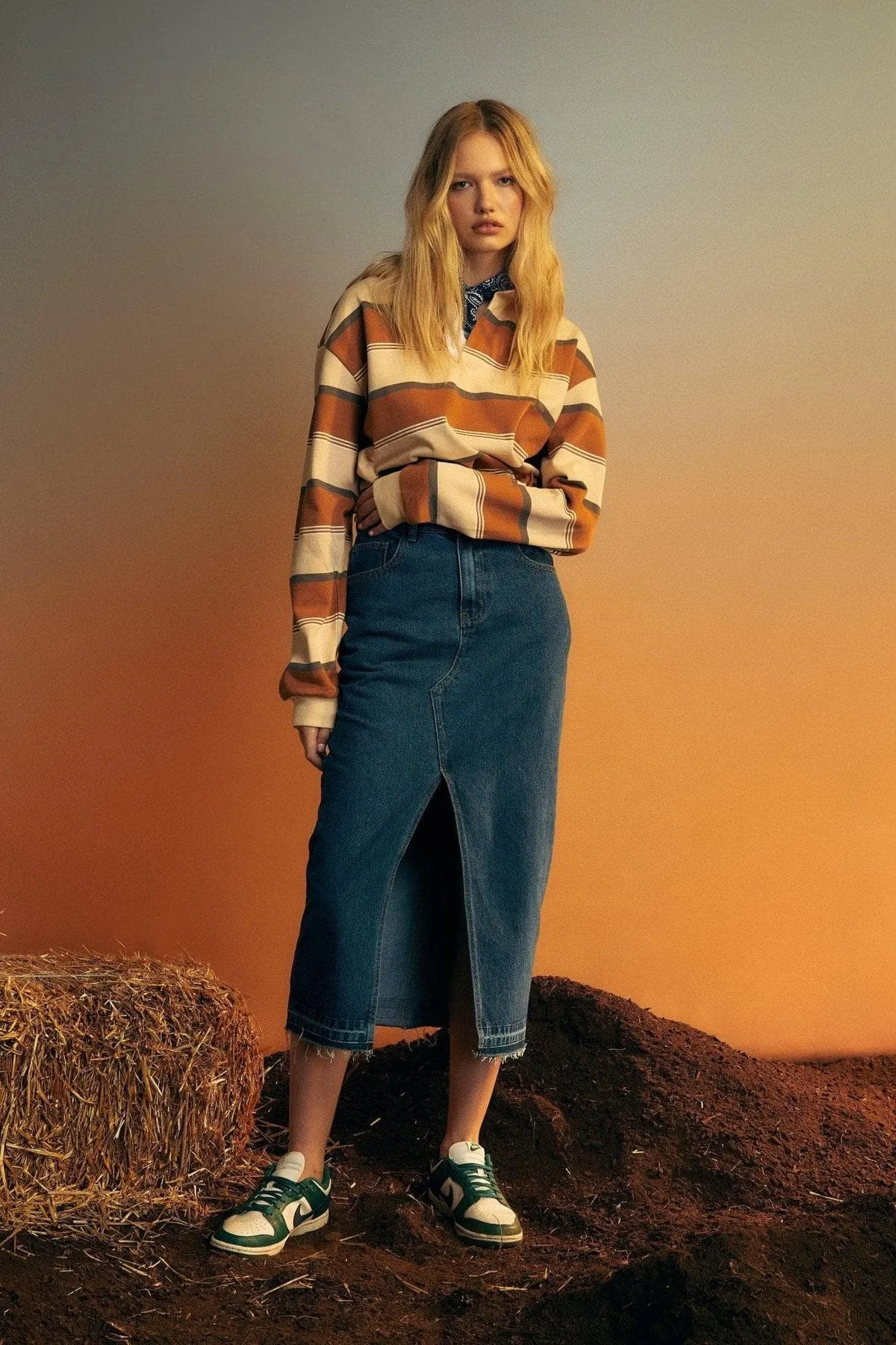 Midi Denim Skirt | Dark Blue sold by Bella Chic product image thumbnail 5