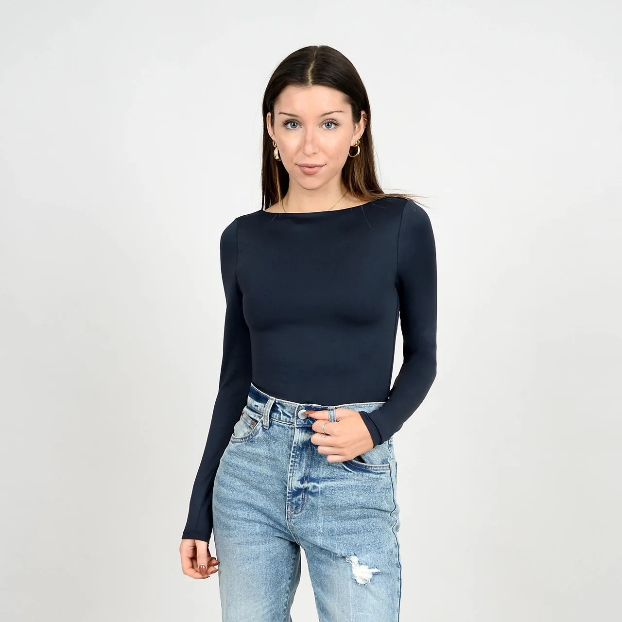 Brida Low Back Scoop Bodysuit | Black sold by Bella Chic