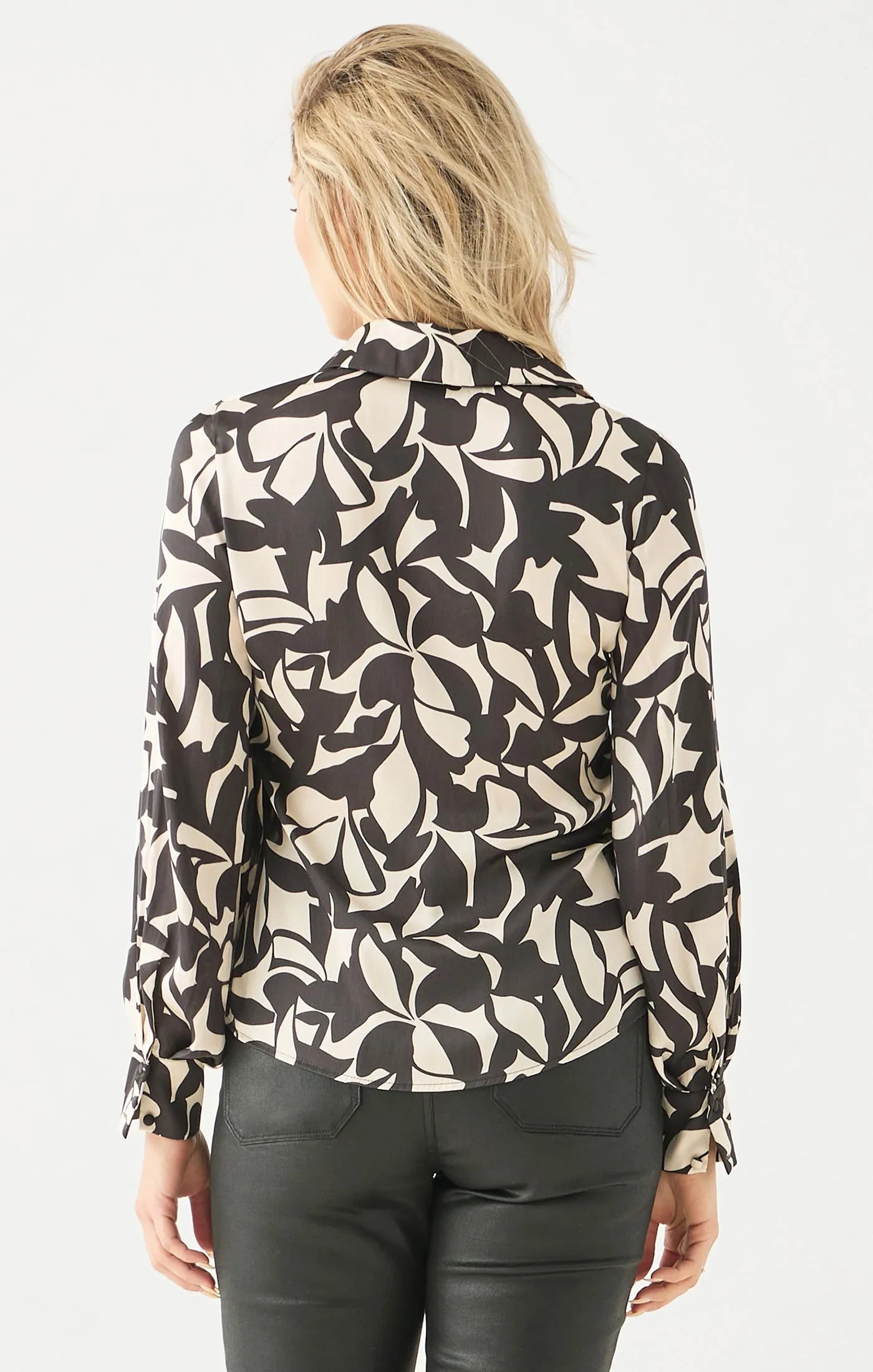 Textured Blouse | Black/Cream Floral sold by Bella Chic product image thumbnail 2