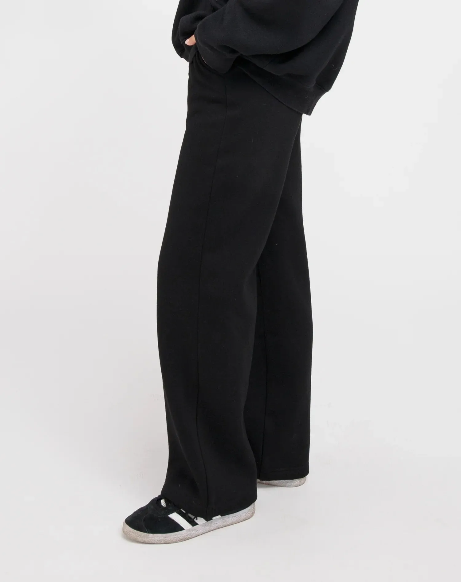 The Perfect Straight Leg Jogger | Black sold by Bella Chic product image thumbnail 4