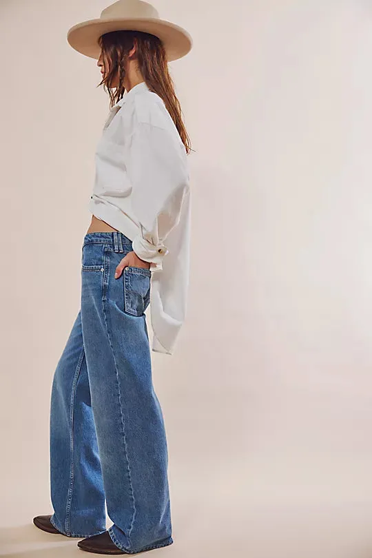 We The Free Tennessee Low-Rise Boyfriend Jeans | Cowboy Romance sold by Bella Chic product image thumbnail 2