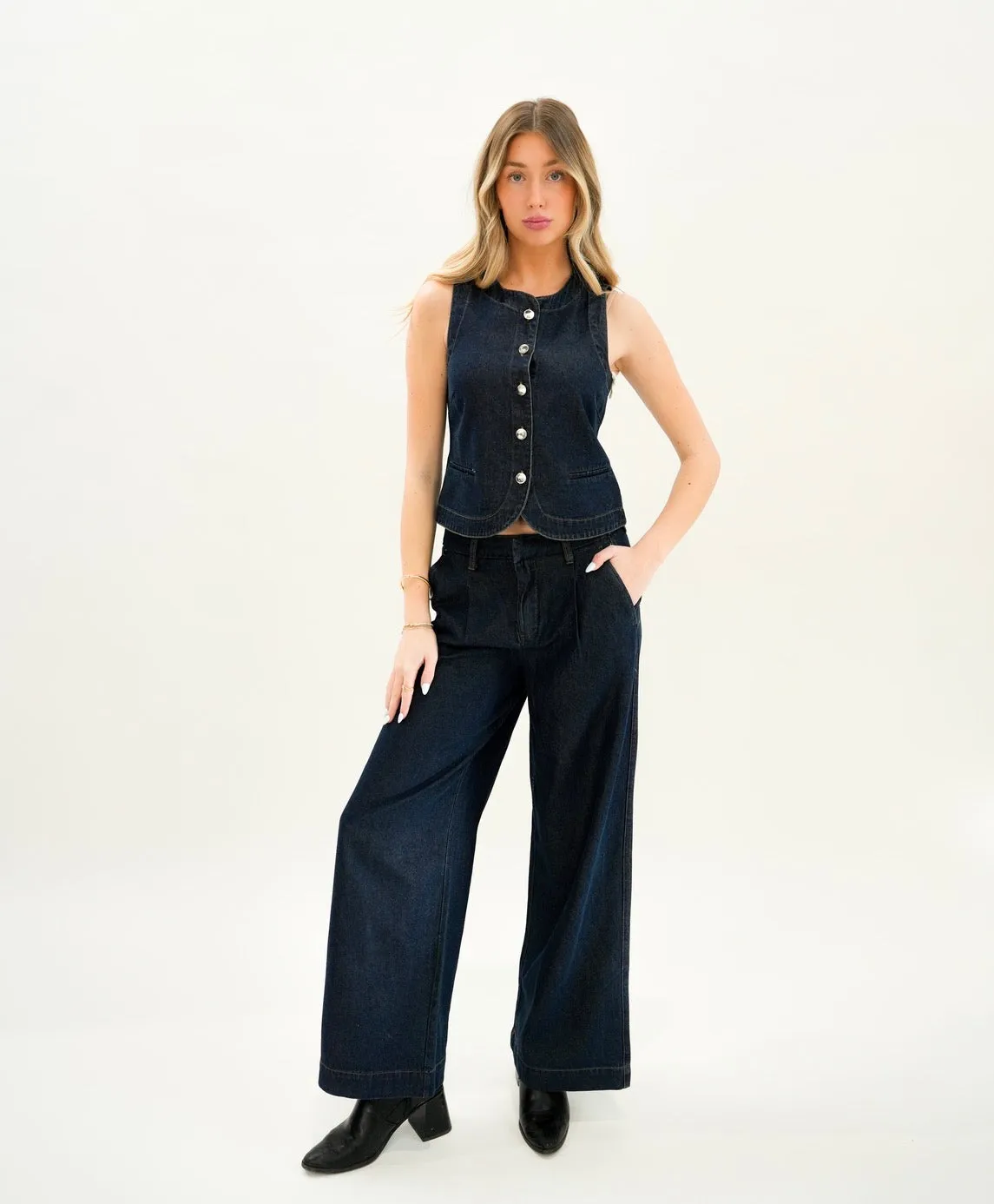 Light Weight Denim Pant sold by Bella Chic product image thumbnail 3