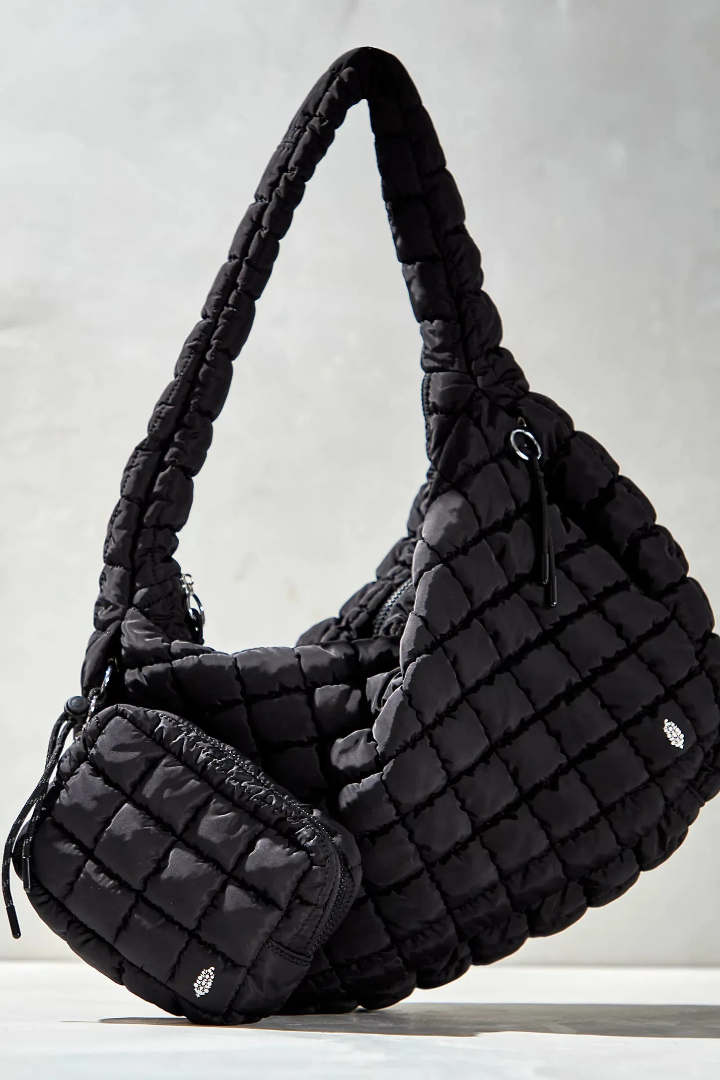 Quilted Carryall Bag sold by Bella Chic product image thumbnail 3