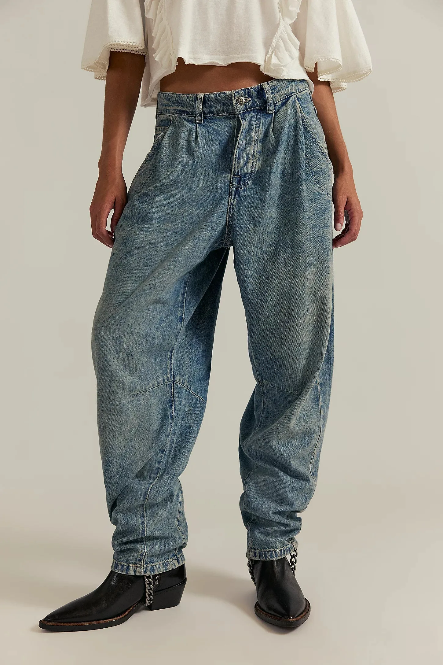 Heartland Baggy Jeans sold by Bella Chic product image thumbnail 2