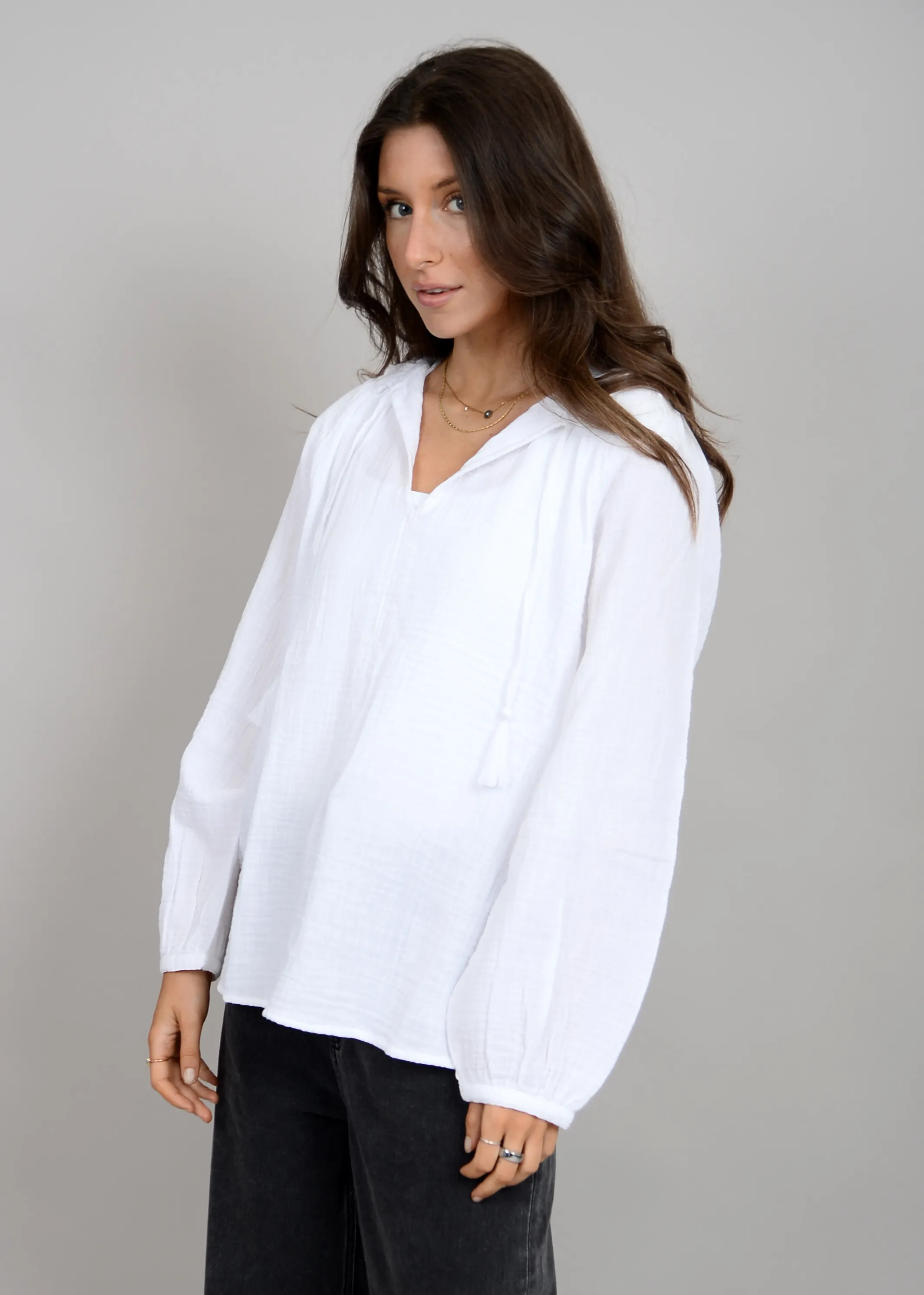 Milana Puff Long Sleeve Top | White sold by Bella Chic product image thumbnail 3