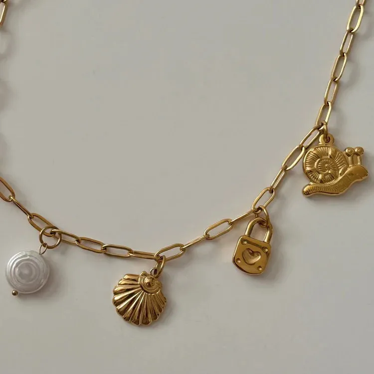 Beachside Charm Necklace sold by Bella Chic product image thumbnail 3