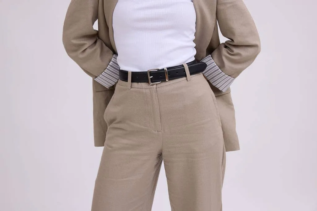 Urban Heritage Leather Belt sold by Bella Chic product image thumbnail 2