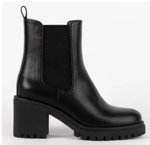 Steve Madden Blaine Leather Boots | Black sold by Bella Chic