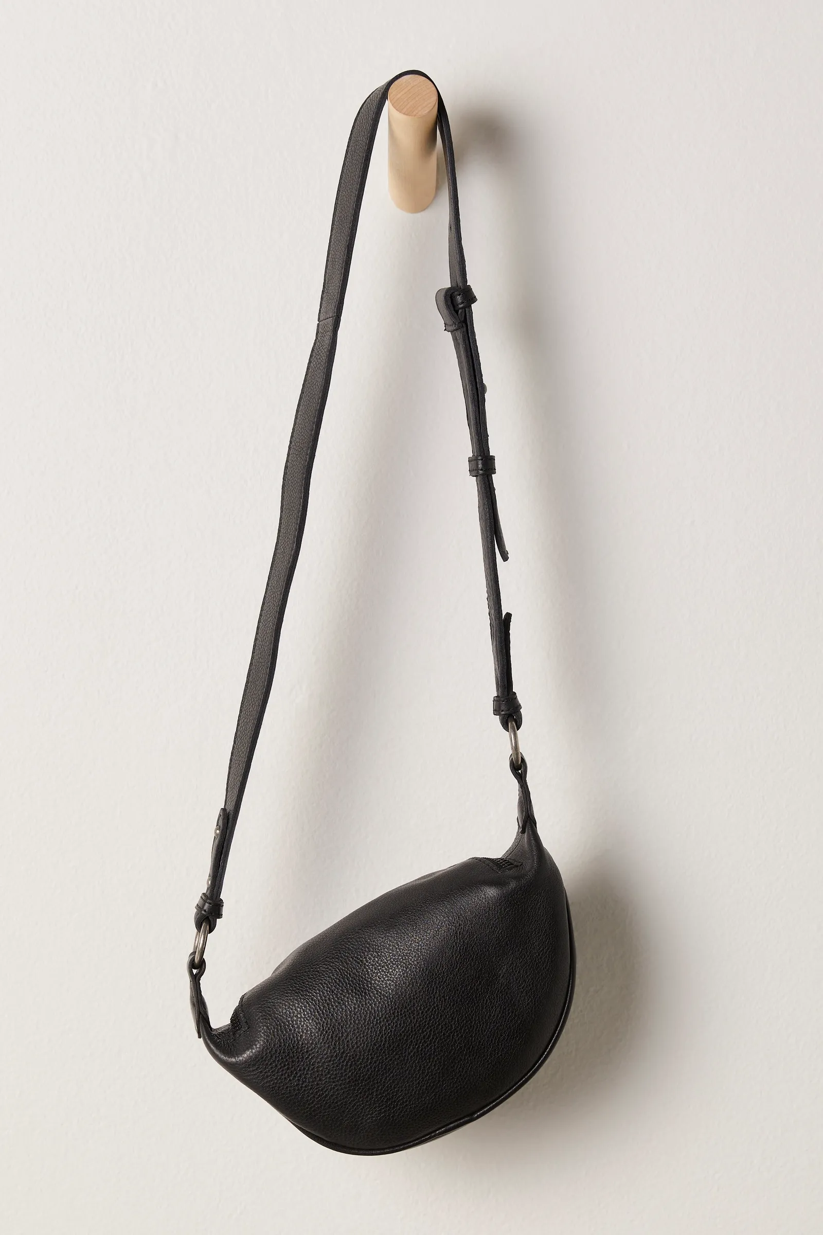 Palmer Crossbody sold by Bella Chic product image thumbnail 2