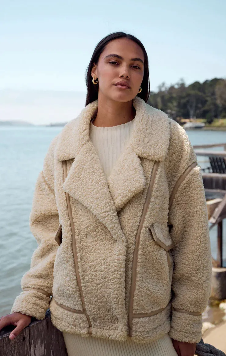 Ari Sherpa Jacket sold by Bella Chic product image thumbnail 2