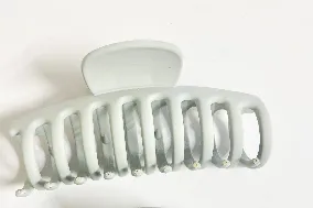 Claw Clip | Small Curved sold by Bella Chic product image thumbnail 4