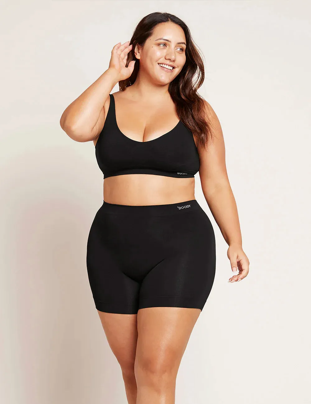 Smoothing Undershort | Black sold by Bella Chic