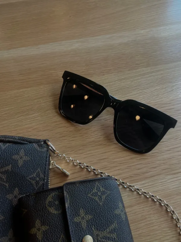 Tay Sunglasses | Black made by Bella Chic
