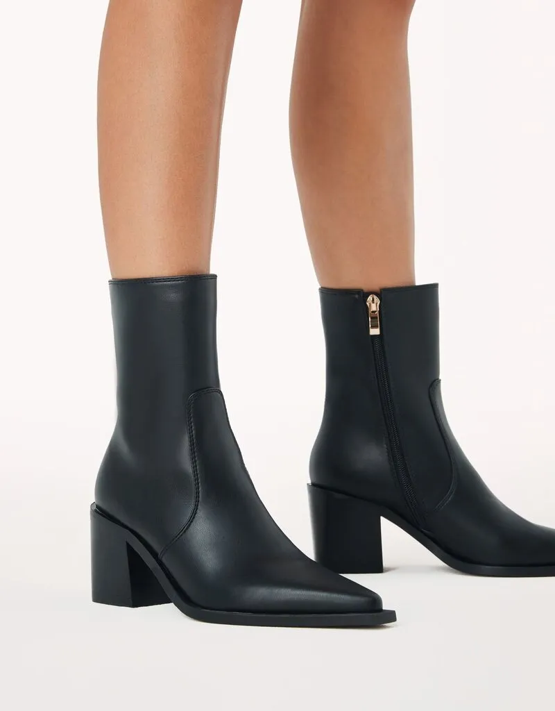 Lynden Boot | Black sold by Bella Chic product image thumbnail 3