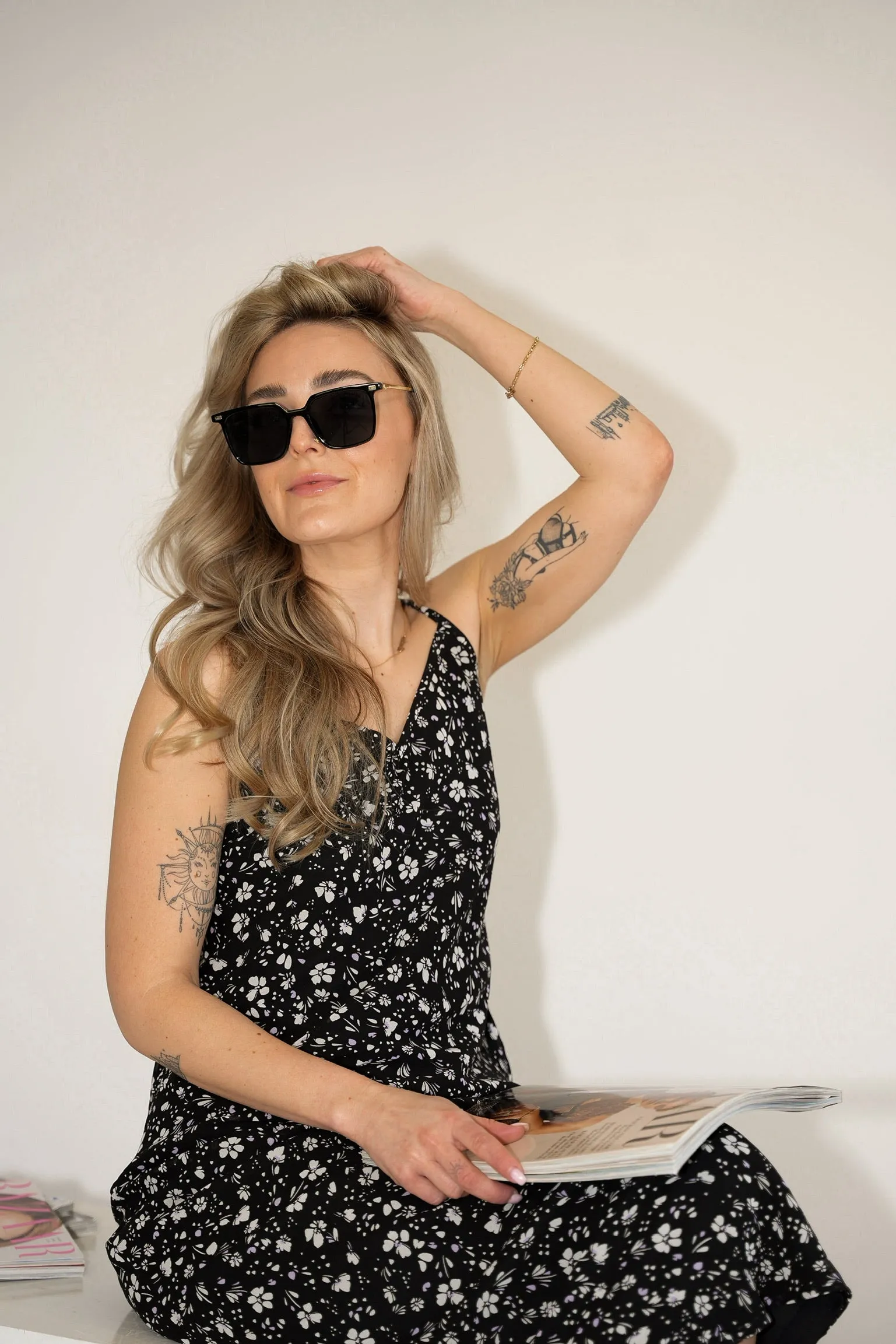 Dylan Sunglasses | Black sold by Bella Chic product image thumbnail 2