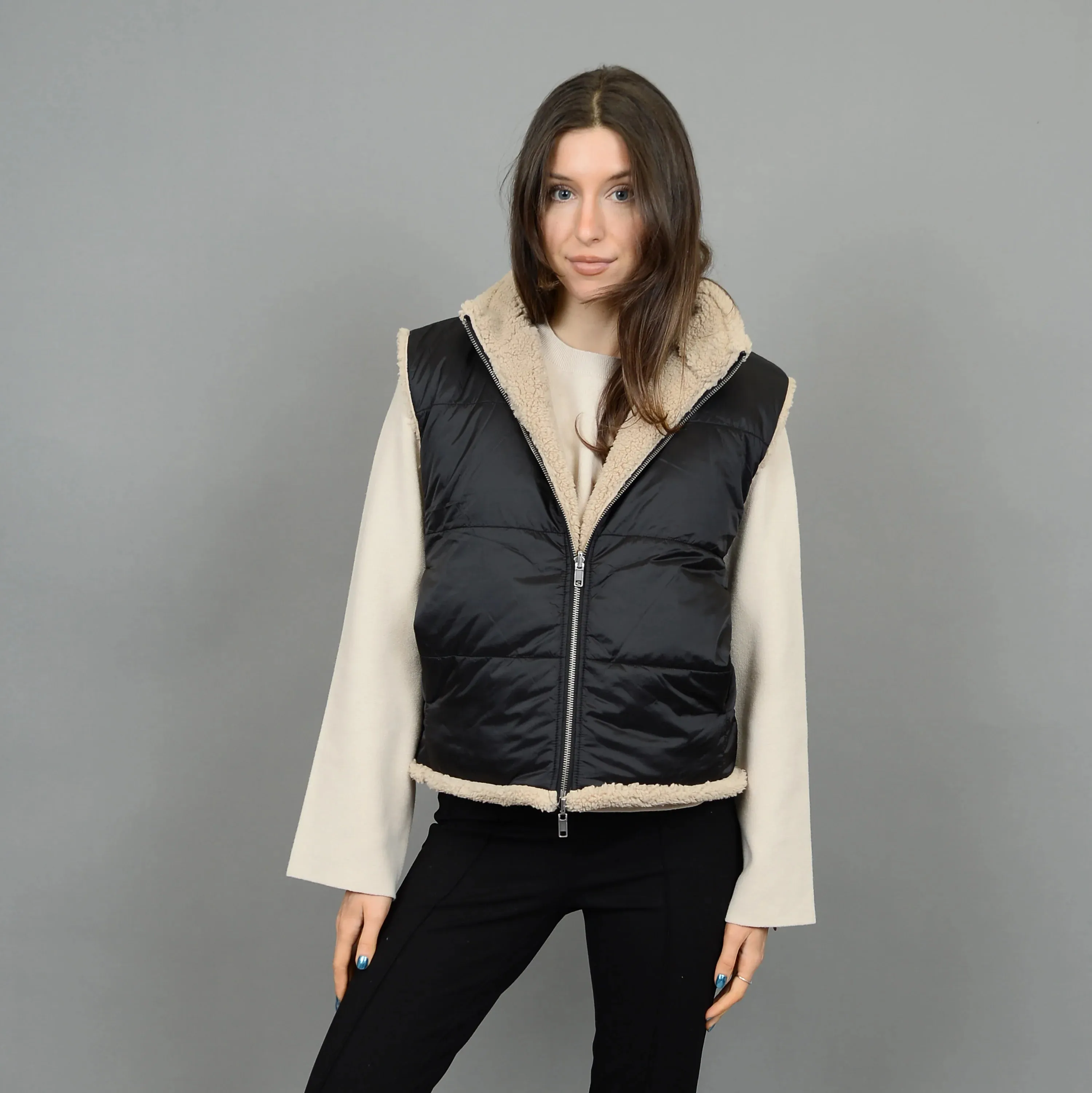 Leblanc Reversible Vest | Black / Stone sold by Bella Chic product image thumbnail 3