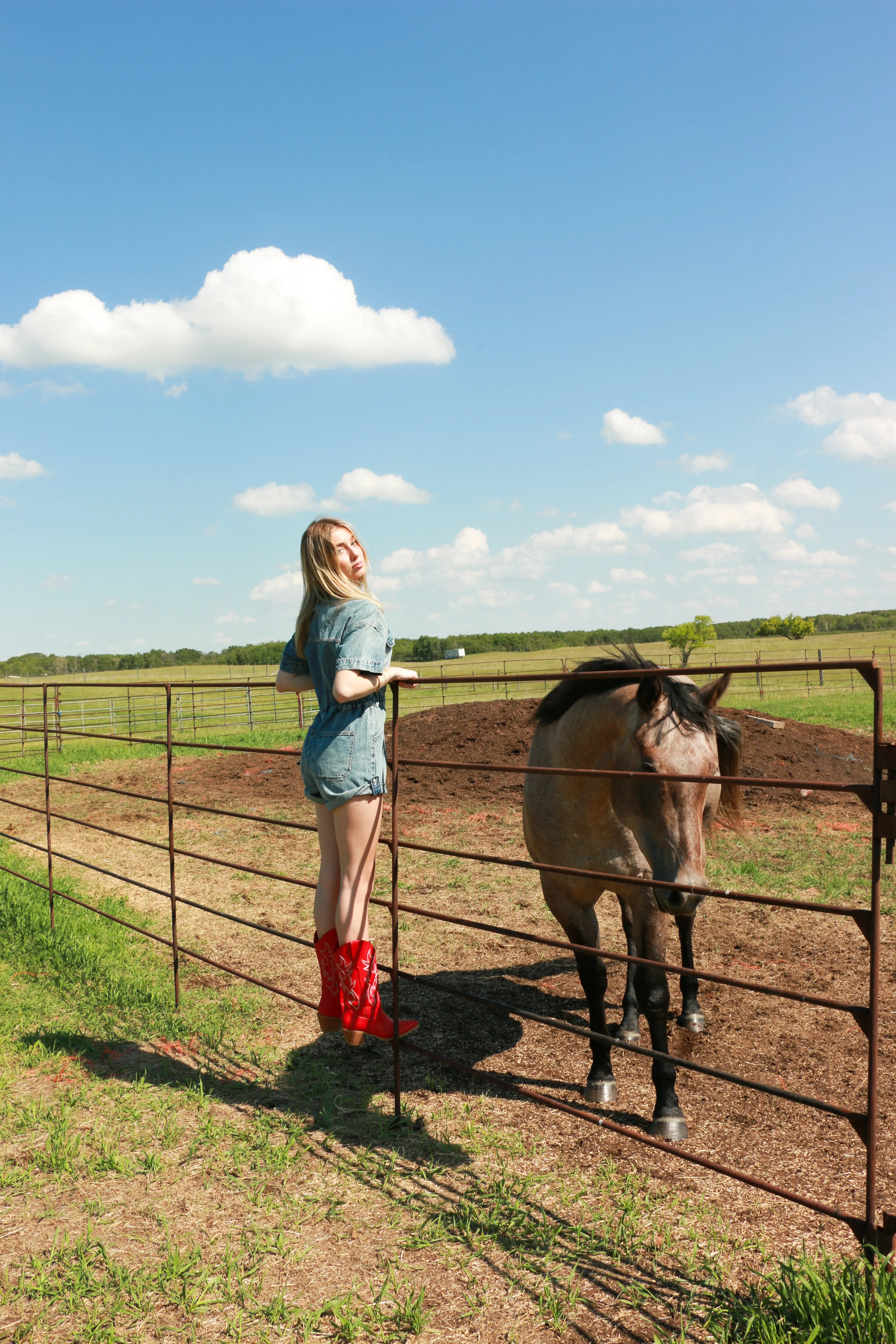 We The Free Marci Cuffed Shortall sold by Bella Chic product image thumbnail 2