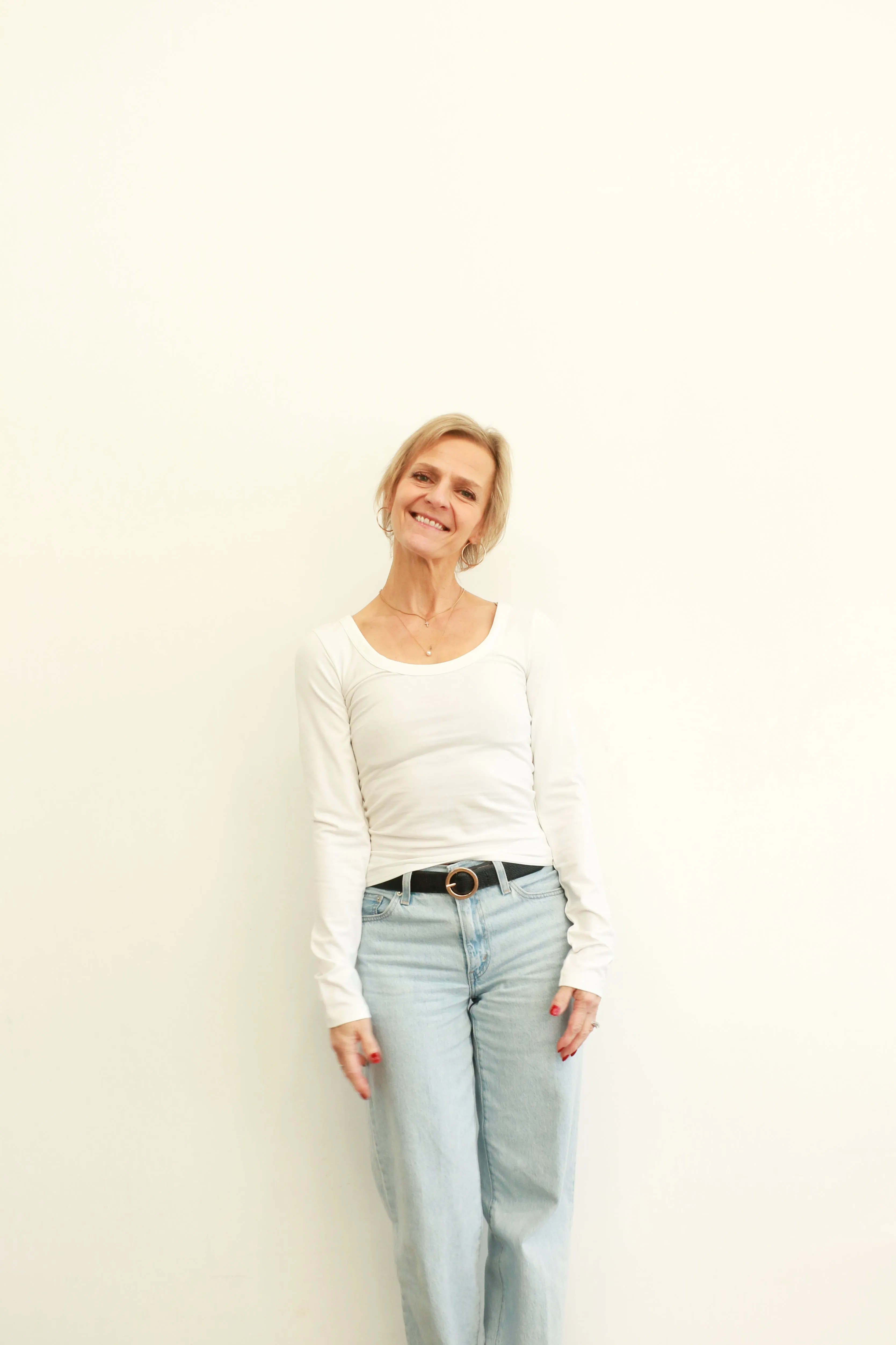 Scoop Neck LS Tee | White sold by Bella Chic product image thumbnail 2