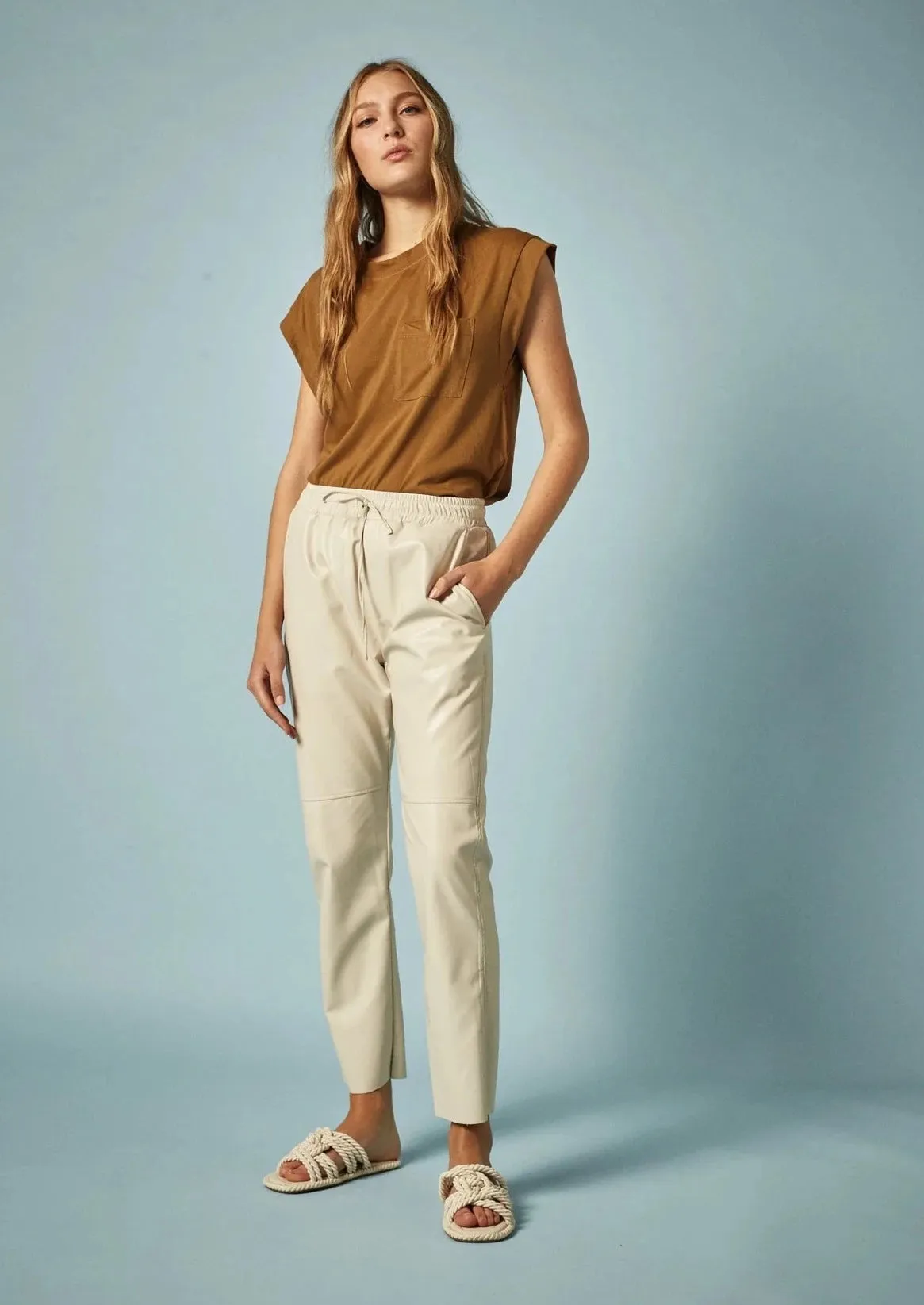 Fleetwood Pant | Pearl sold by Bella Chic product image thumbnail 5