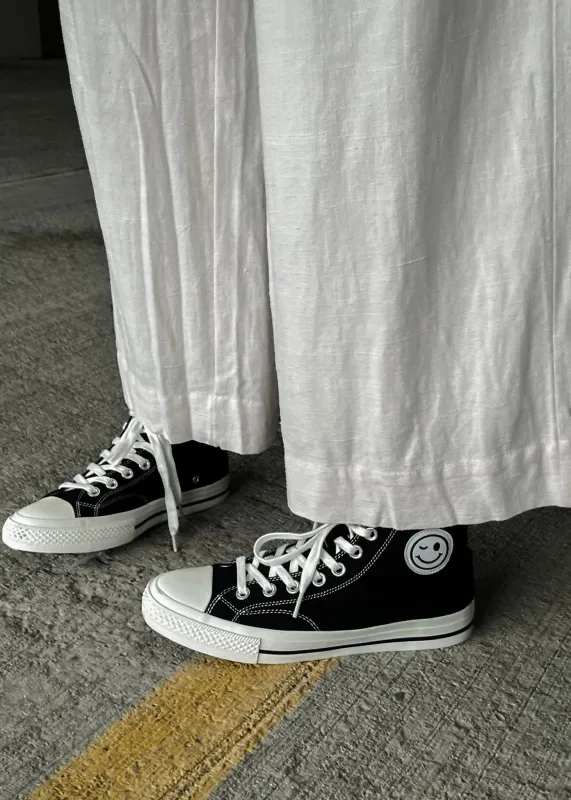 Hattie Sneaker | Black sold by Bella Chic