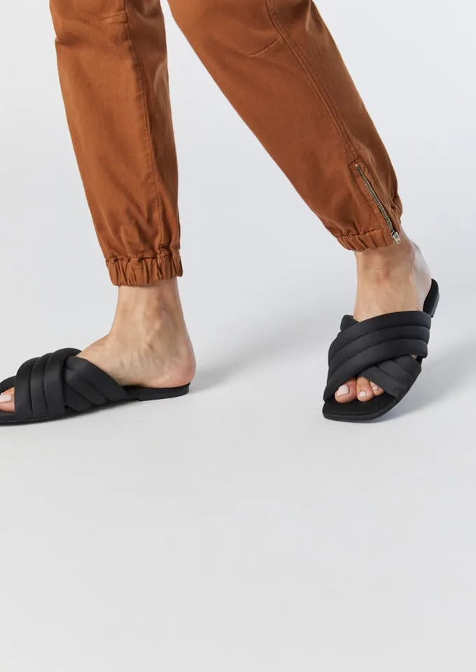 Ivy Slim Cargo Pants | Roasted Pecan Twill sold by Bella Chic product image thumbnail 5