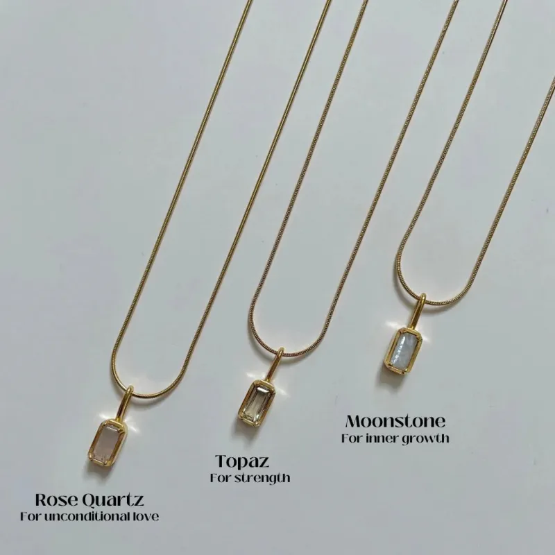 Gemstone Pendant Necklace | Rose Quarts sold by Bella Chic