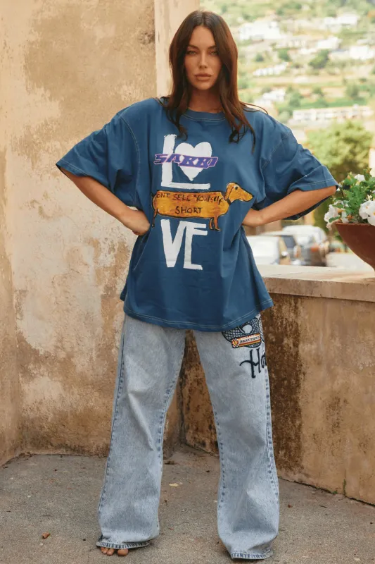 The Very Oversized Don't Sell Yourself Tee | Navy sold by Bella Chic