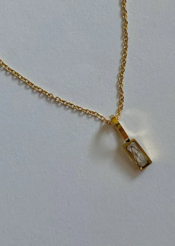 Birthstone Necklace | April made by Bella Chic