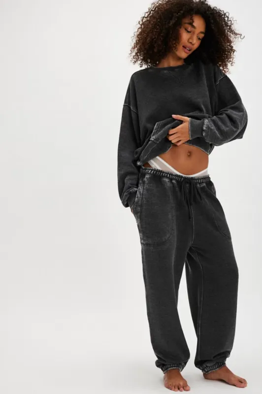 Slow It Down Joggers | Black sold by Bella Chic