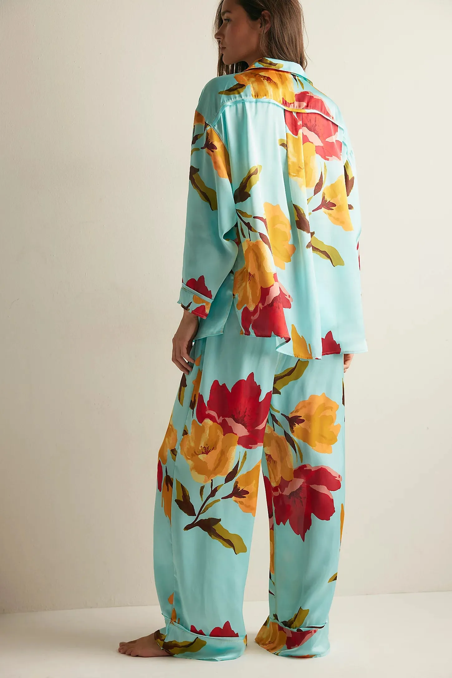 Dreamy Days Pajama Set | Bloomrush Blue Floral sold by Bella Chic product image thumbnail 2