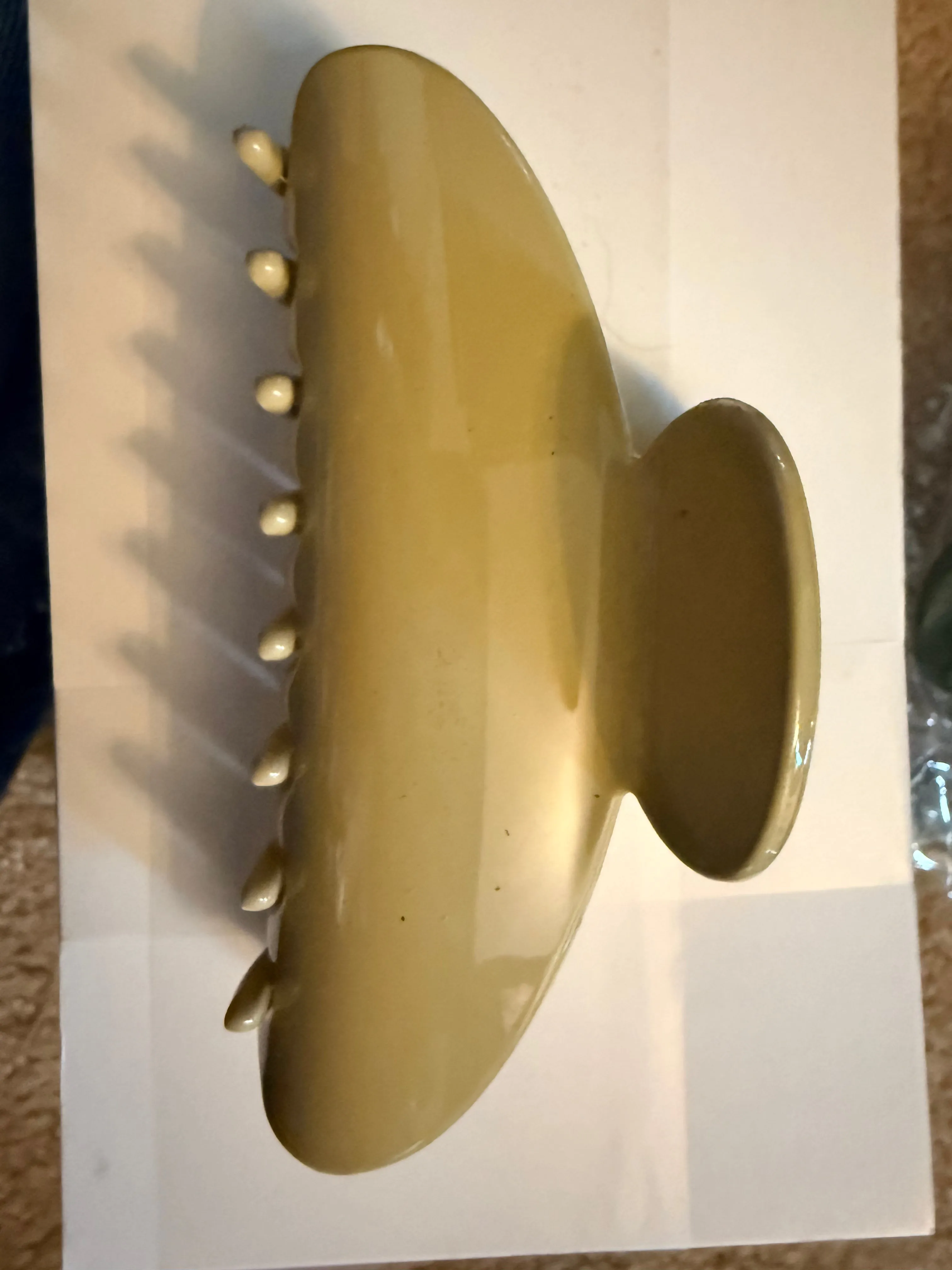 Classic Claw Clip sold by Bella Chic product image thumbnail 5