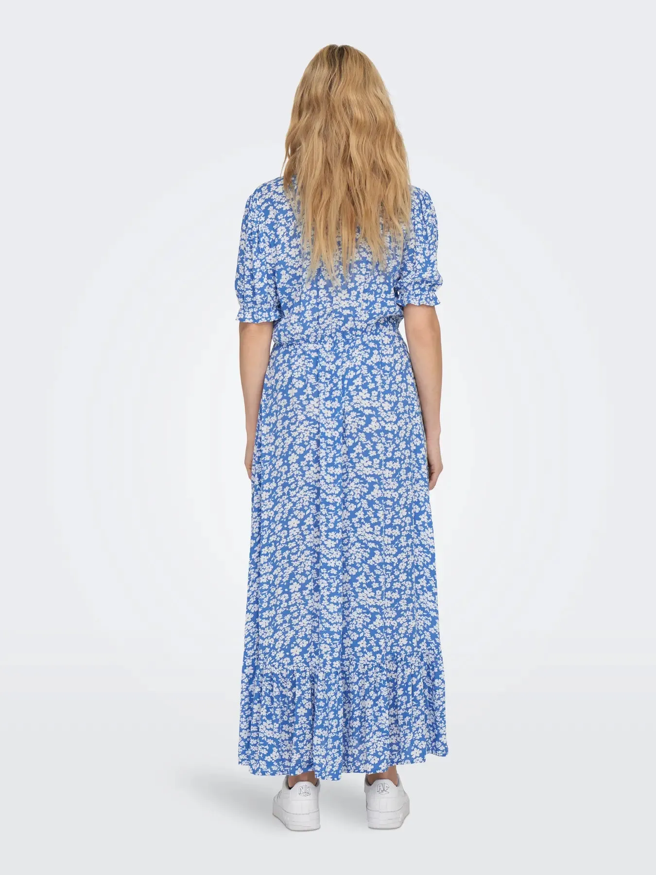 Chianti Long Floral Dress sold by Bella Chic product image thumbnail 2
