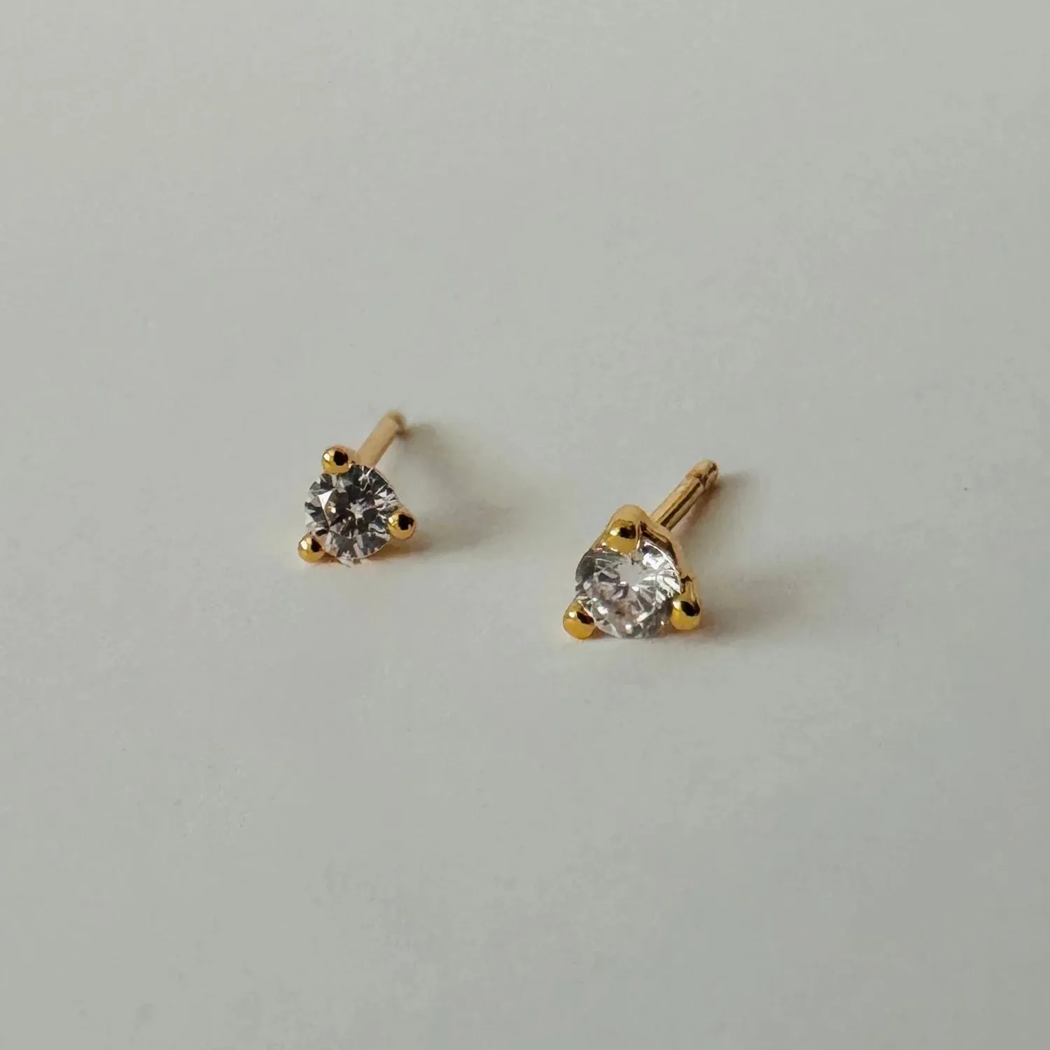 Stone Studs | White sold by Bella Chic