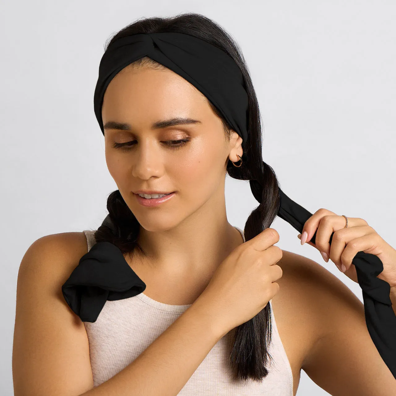 Set & Flow Heatless Curling Headband | Black sold by Bella Chic product image thumbnail 4