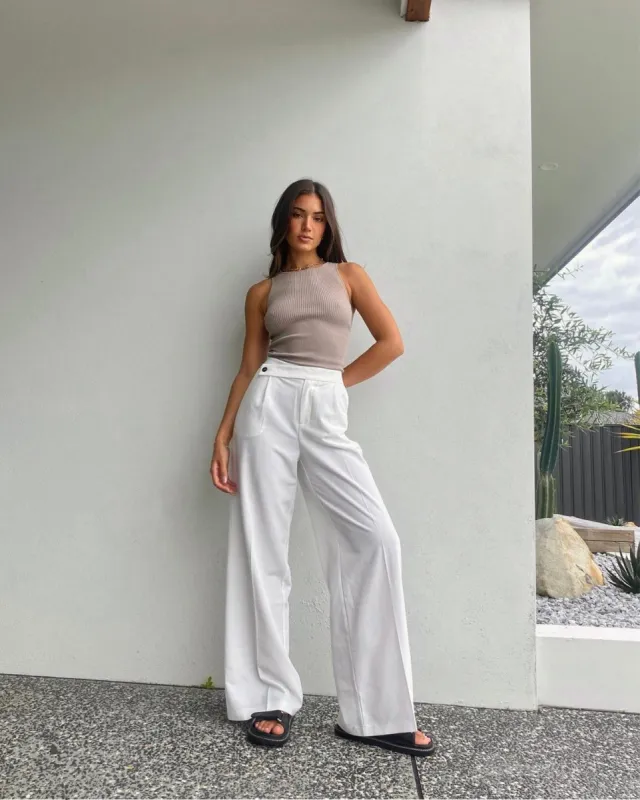 Devon Knit Top | Taupe sold by Bella Chic