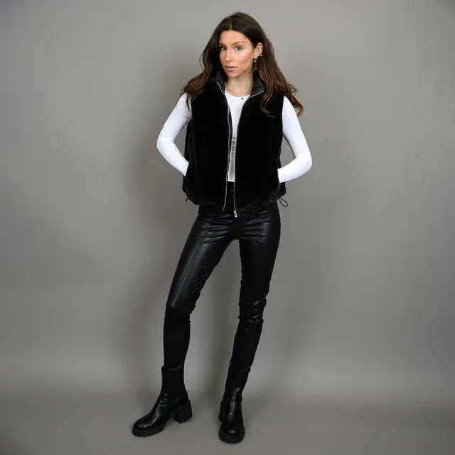 Lessie Ladies Reversible Vest | Black sold by Bella Chic