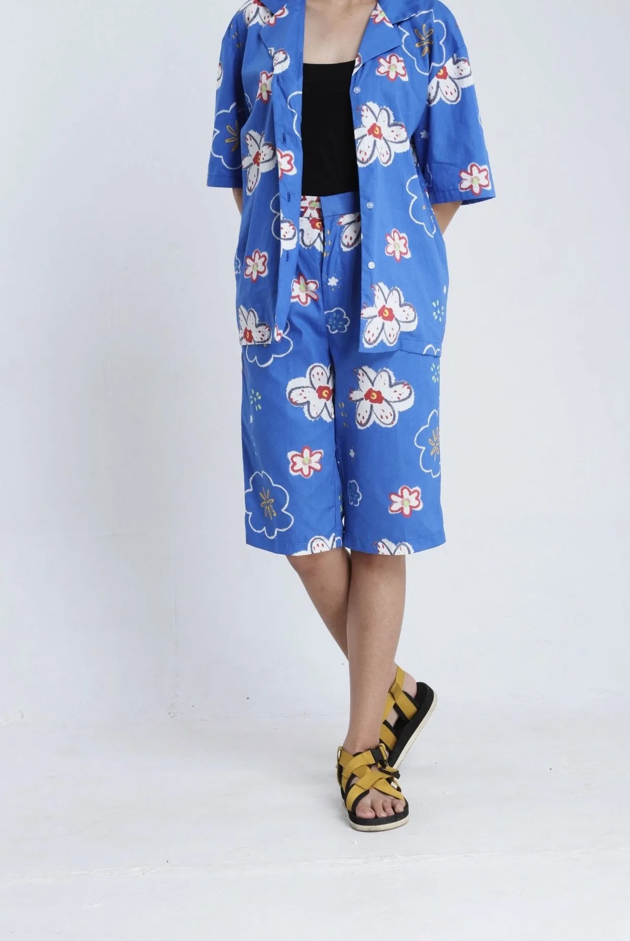 BLUE MIDI BERMUDA PANTS sold by CALLA THE LABEL