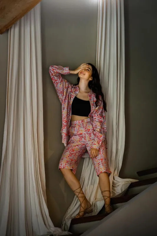 WONDER WOMAN COLORFUL BERMUDA PANTS sold by CALLA THE LABEL