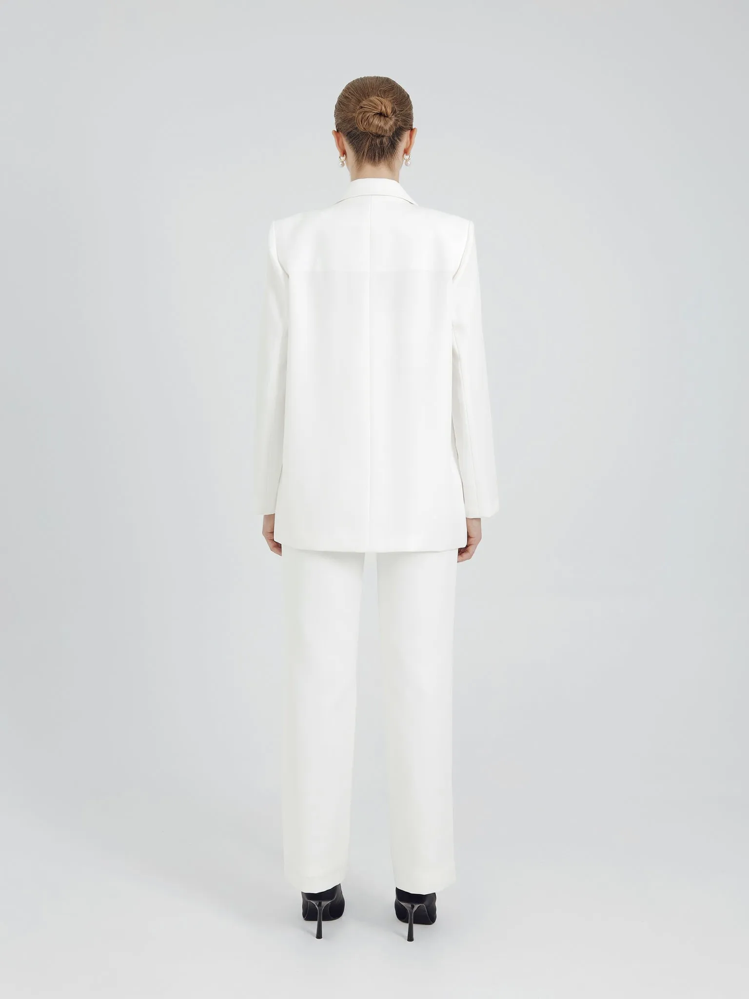 YOON RUCHED SLEEVE BLAZER IN WHITE sold by BLZR.ID product image thumbnail 4