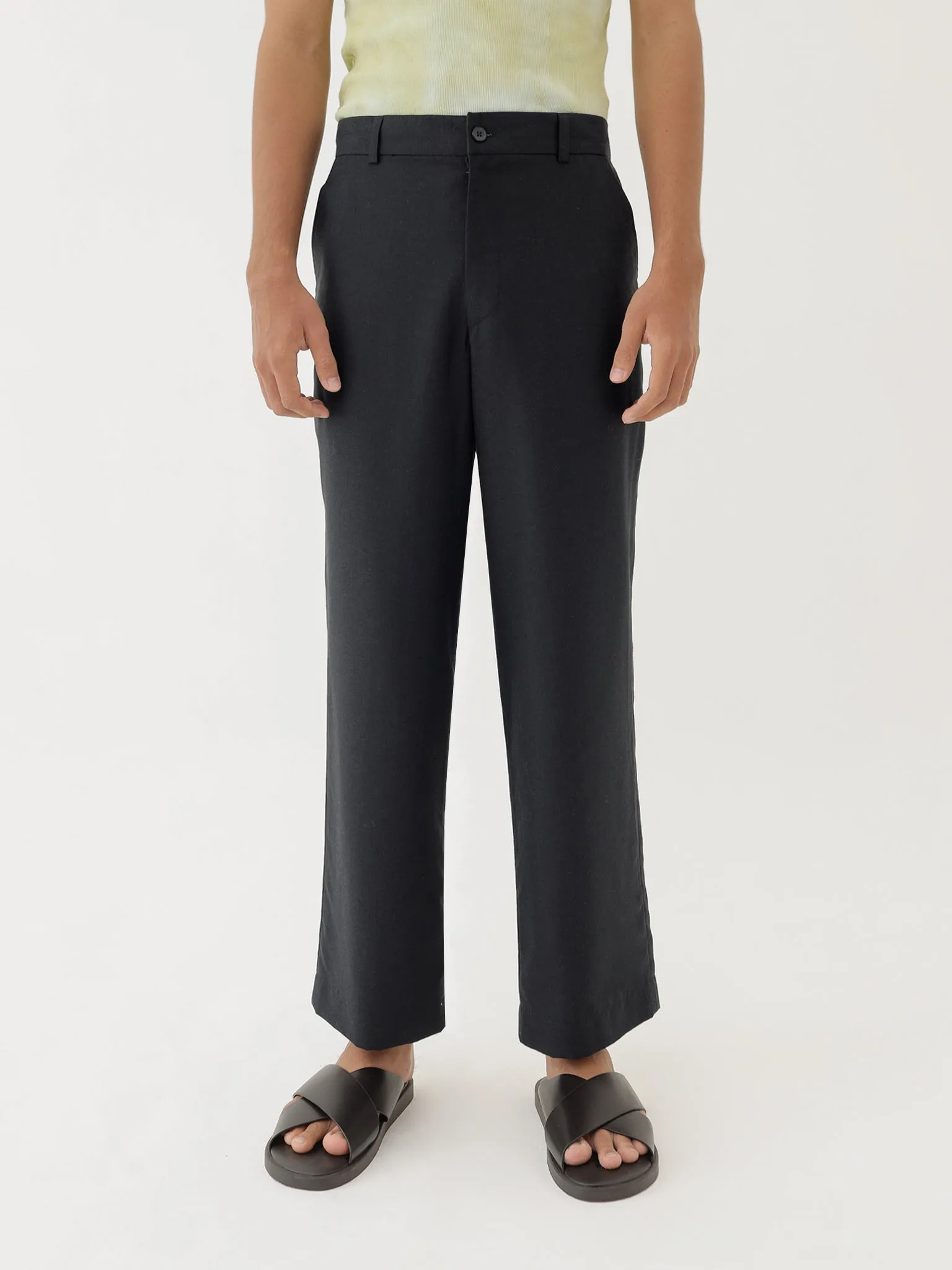 🌳 LINEN PANTS IN BLACK sold by BLZR.ID product image thumbnail 2